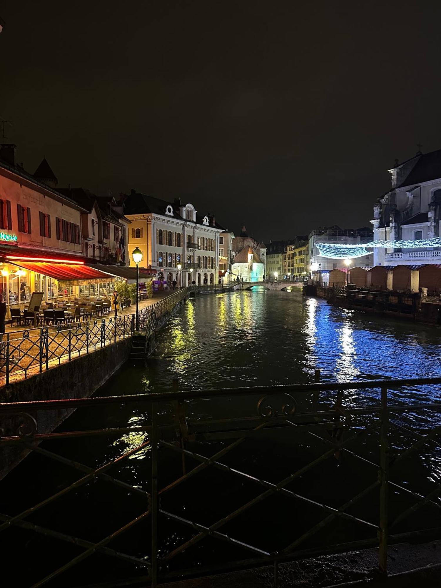 Lac Arte Postale Annecy Kültér fotó